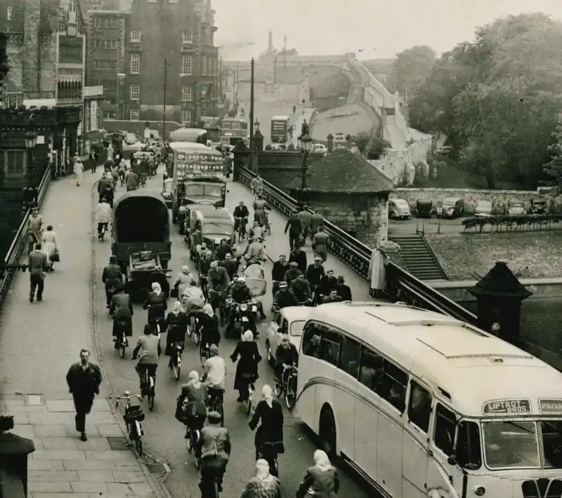 A photo of Lendal Bridge in York taken in the 1960s